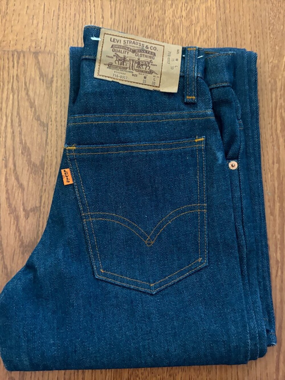 NEW 70s 80s Vintage Levis Student Denim 716-0917 Straight Leg Jeans 25 X 30